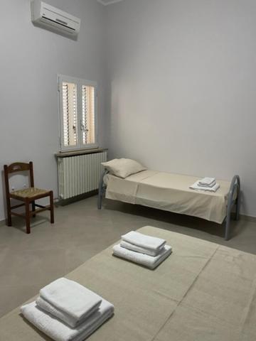 Bed and Breakfast Dimora Nonna Ada Aradeo Екстер'єр фото
